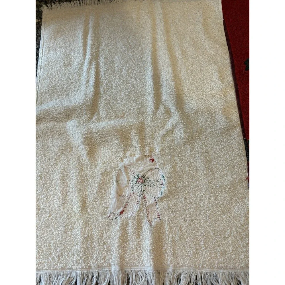 Vintage 80’s Christmas Hand Towel Set 2 Country Goose Holly Border Cannon Marten